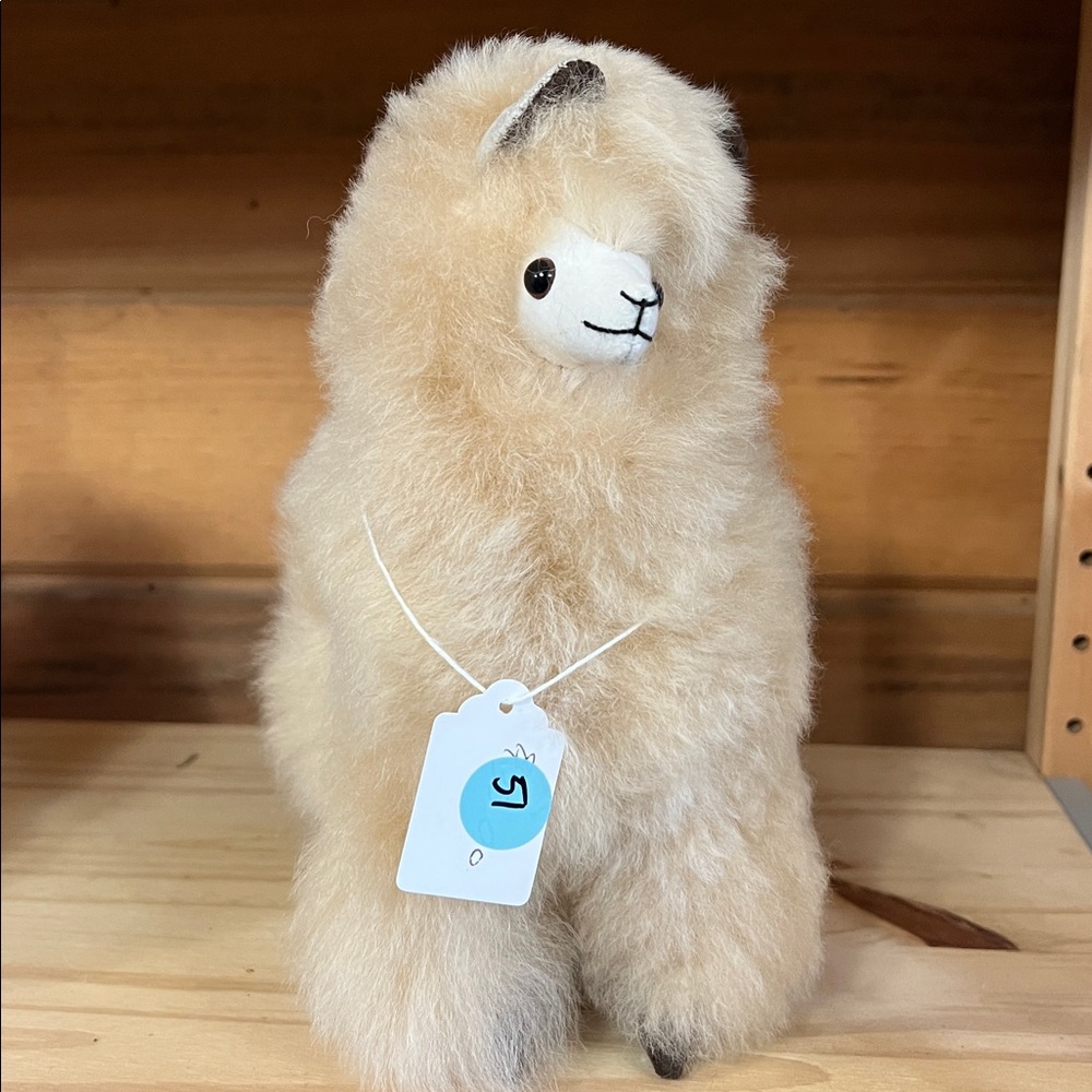#51 100% alpaca fur 9”